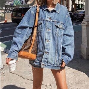 Oversized Levi’s Jean Jacket